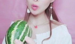 网红瓜不甜沾酱吃,沾酱吃出新风味